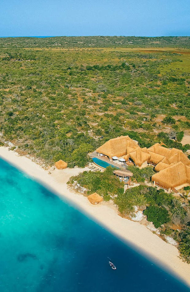 Azura_Benguerra_-_Presidential_Villa_from_air_high_res-2